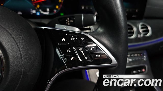 Mercedes-Benz E-Class (W213) E250 AMG Line 2023 — фото 32