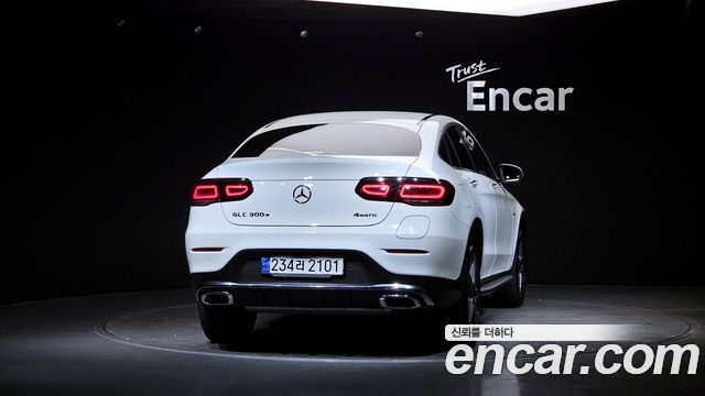 Mercedes-Benz GLC-Class (X253) GLC300e 4MATIC Coupe 2021 — фото 4