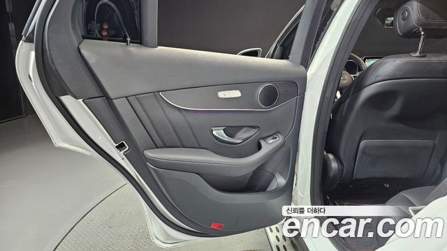 Mercedes-Benz GLC-Class (X253) GLC300e 4MATIC Coupe 2021 — фото 25