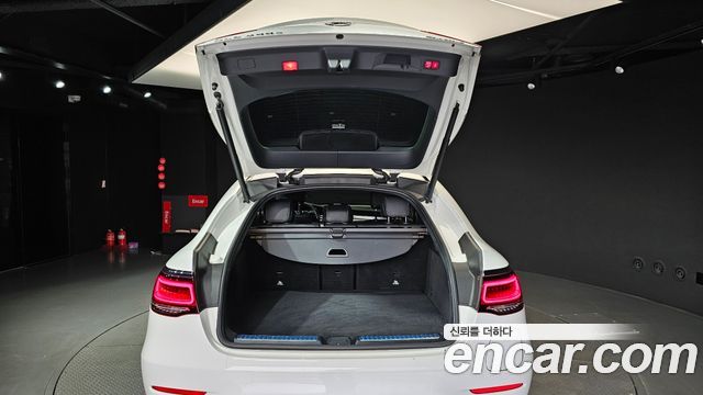 Mercedes-Benz GLC-Class (X253) GLC300e 4MATIC Coupe 2021 — фото 41