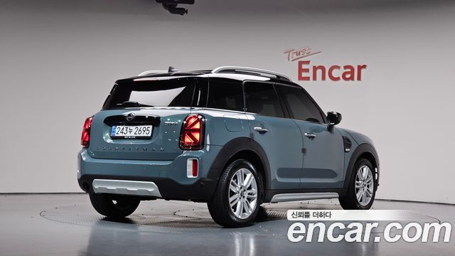 MINI Cooper Countryman Classic Plus Launch Pack 2nd Gen 2023 — фото 2