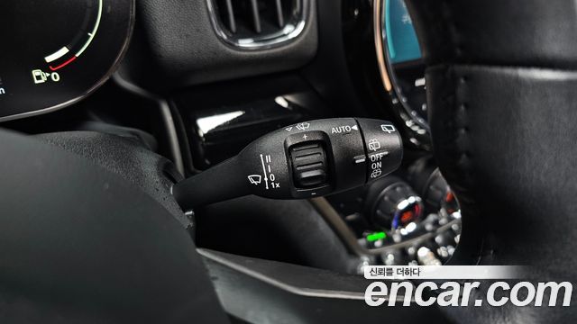 MINI Cooper Countryman Classic Plus Launch Pack 2nd Gen 2023 — фото 16