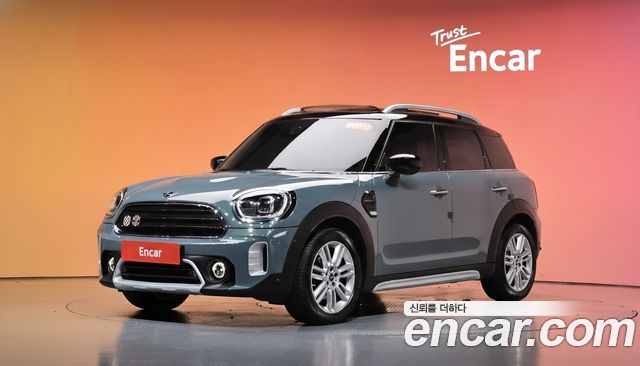 MINI Cooper Countryman Classic Plus Launch Pack 2nd Gen 2023 — фото 1