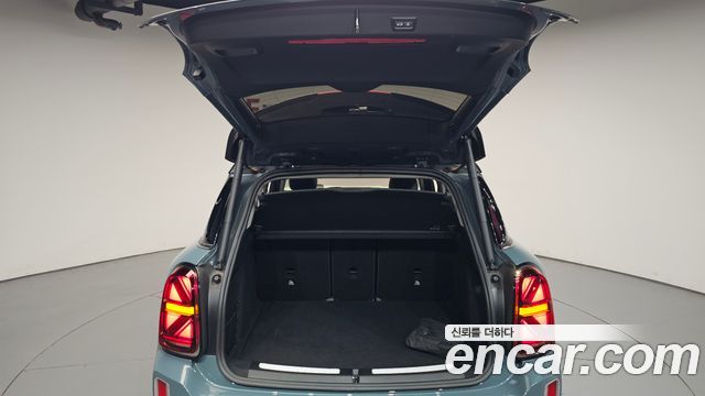 MINI Cooper Countryman Classic Plus Launch Pack 2nd Gen 2023 — фото 33