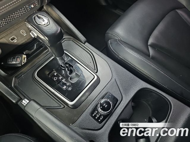 KG Mobility (SsangYong) Rexton Sports Khan Diesel 2.2 4WD Professional X (5-Link) 2019 — фото 7