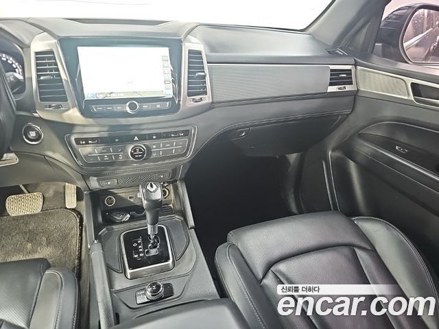 KG Mobility (SsangYong) Rexton Sports Khan Diesel 2.2 4WD Professional X (5-Link) 2019 — фото 9