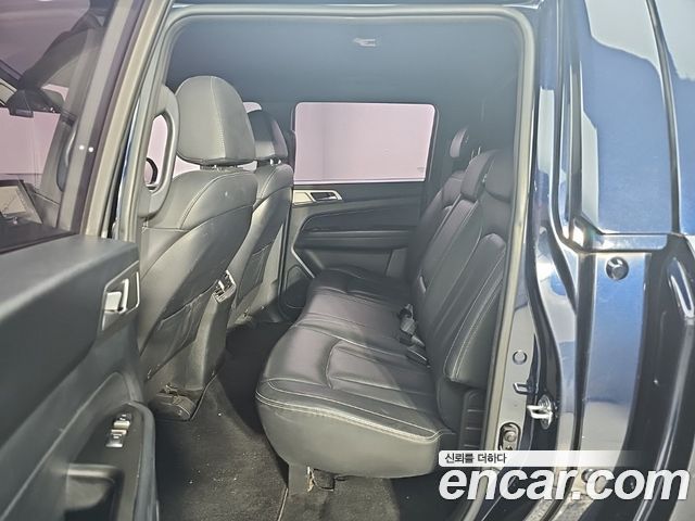 KG Mobility (SsangYong) Rexton Sports Khan Diesel 2.2 4WD Professional X (5-Link) 2019 — фото 15