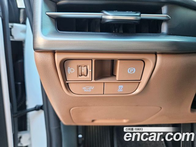 Hyundai Grandeur (GN7) 2,5 Gasoline 2WD Exclusive 2023 — фото 7
