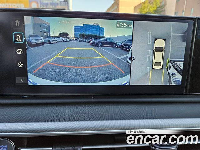 Hyundai Grandeur (GN7) 2,5 Gasoline 2WD Exclusive 2023 — фото 16