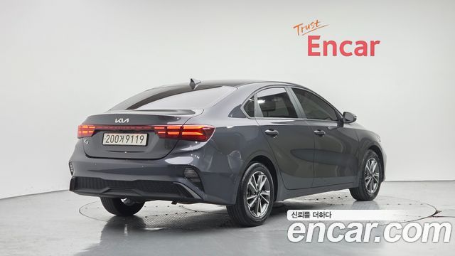 Kia K3 (II) 1.6 Prestige 2023 — фото 2