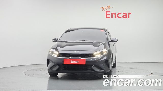 Kia K3 (II) 1.6 Prestige 2023 — фото 3