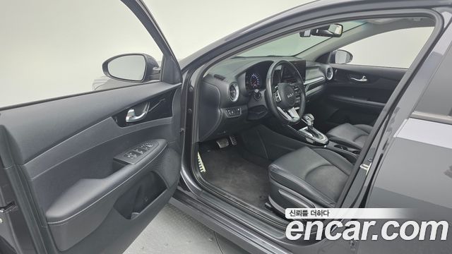 Kia K3 (II) 1.6 Prestige 2023 — фото 10
