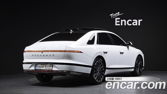 Hyundai Grandeur Hybrid (GN7) Calligraphy 2025 — фото 2