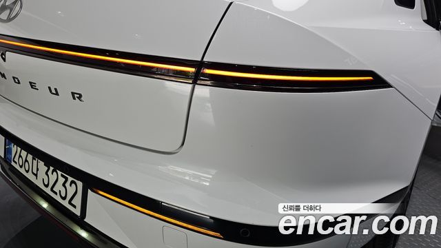 Hyundai Grandeur Hybrid (GN7) Calligraphy 2025 — фото 23