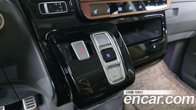 Hyundai Staria L3.5 Lounge 7-Seater Inspiration 2022 — фото 9