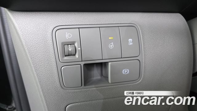 Hyundai Staria L3.5 Lounge 7-Seater Inspiration 2022 — фото 13