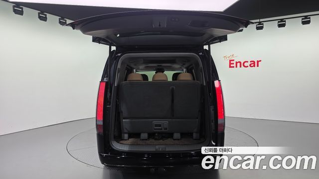 Hyundai Staria L3.5 Lounge 7-Seater Inspiration 2022 — фото 20