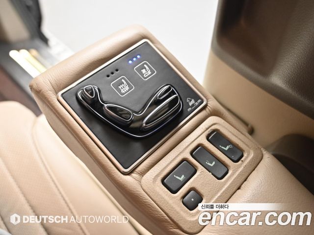 Kia Carnival (IV) Gasoline 9-seater Limousine(Special vehicle) 2022 — фото 10