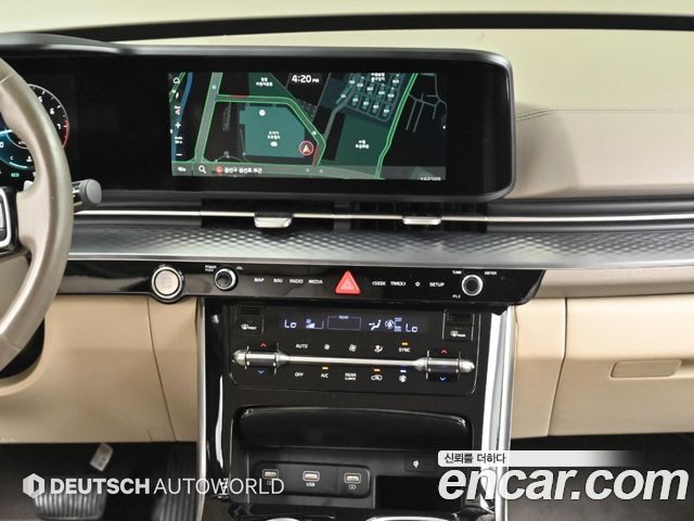 Kia Carnival (IV) Gasoline 9-seater Limousine(Special vehicle) 2022 — фото 18