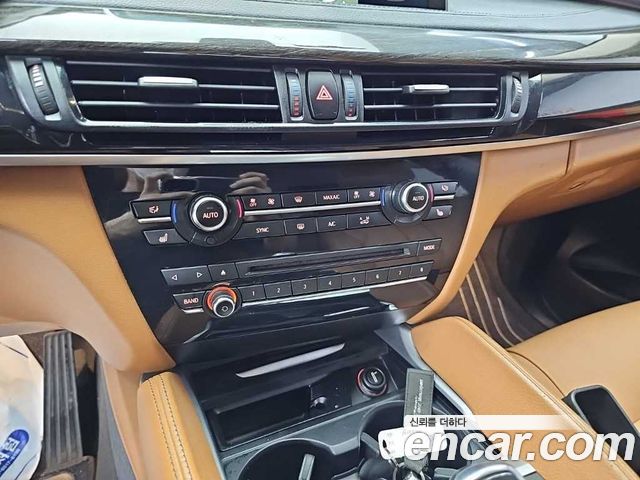 BMW X6 (F16) xDrive 30d 2016 — фото 10