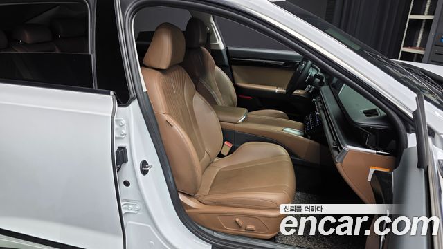 Hyundai Grandeur Hybrid (GN7) Premium 2023 — фото 12