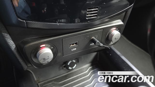 KG Mobility (SsangYong) Tivoli Diesel LX 2WD 2017 — фото 17