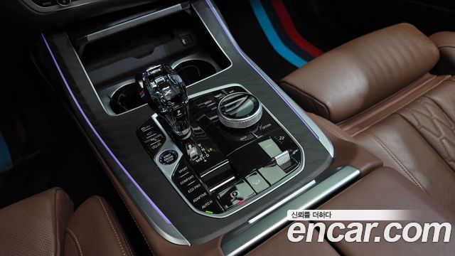 BMW X7 (G07) xDrive 40i Design Pure Excellence 7-Seater 2021 — фото 9