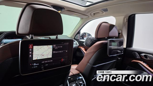 BMW X7 (G07) xDrive 40i Design Pure Excellence 7-Seater 2021 — фото 20