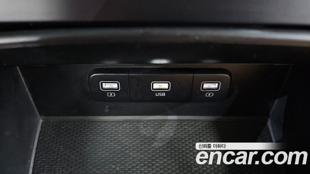 Kia Carnival (IV) Diesel 9-Seater Prestige 2023 — фото 27