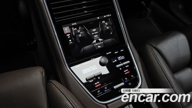 Porsche Panamera (971) 3.0 AWD 2018 — фото 18