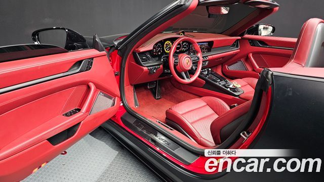 Porsche 911 (992) Carrera GTS Cabriolet 2023 — фото 10