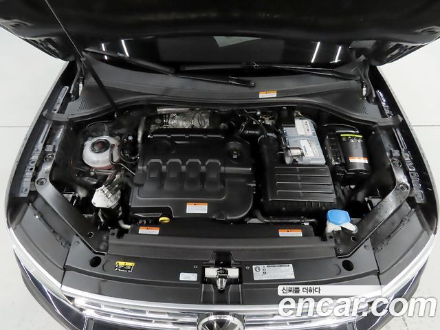 Volkswagen Tiguan (II) 2.0 TDI 4Motion Prestige 2018 — фото 6