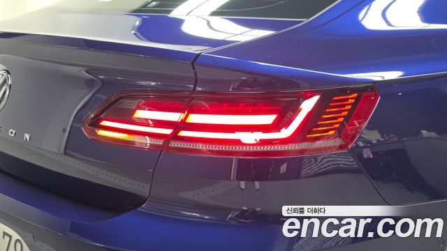 Volkswagen Arteon 2.0 TDI Prestige 2019 — фото 23