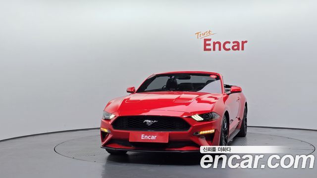 Ford Mustang Convertible 2020 — фото 3