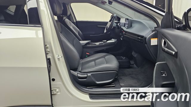 Kia EV6 Long Range Light 2023 — фото 26