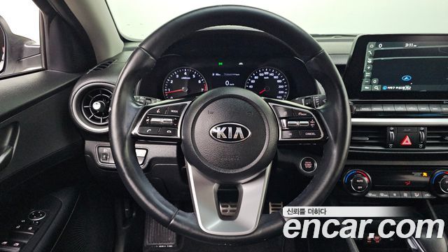 Kia K3 Prestige 2021 — фото 17