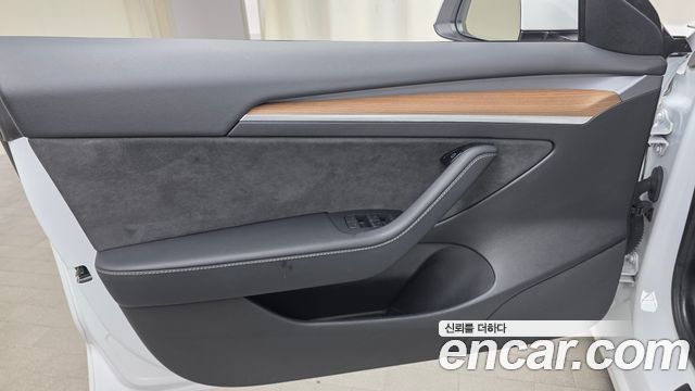 Tesla Model 3 Long Range AWD 2021 — фото 24