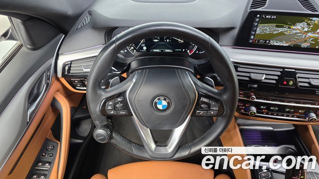 BMW 5 Series (G30) 520d M Sport Special Edition 2018 — фото 13