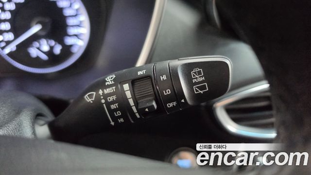 Hyundai Santa Fe (TM) Diesel 2.0 2WD Premium 2020 — фото 29