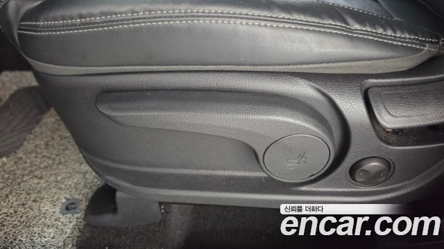 Hyundai Santa Fe (TM) Diesel 2.0 2WD Premium 2020 — фото 31