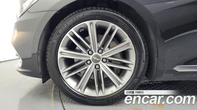 Genesis G80 3.3 GDI AWD Luxury 2018 — фото 5