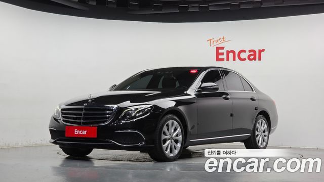 Mercedes-Benz E-Class (W213) E220d 4MATIC Exclusive