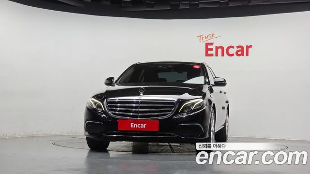 Mercedes-Benz E-Class (W213) E220d 4MATIC Exclusive 2018 — фото 3