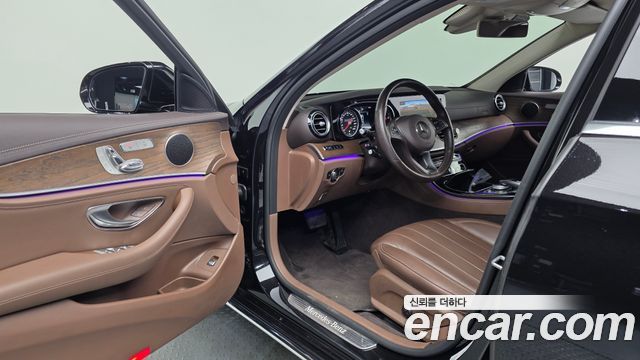 Mercedes-Benz E-Class (W213) E220d 4MATIC Exclusive 2018 — фото 10