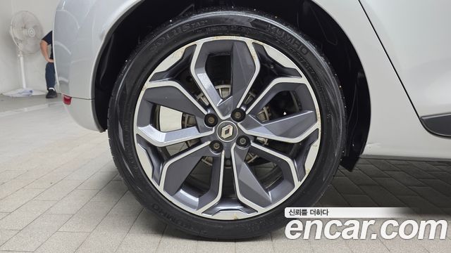 Renault Korea Clio ZEN 2018 — фото 5