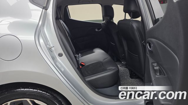 Renault Korea Clio ZEN 2018 — фото 11