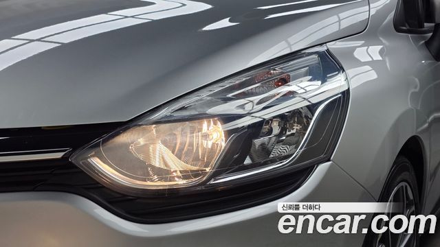 Renault Korea Clio ZEN 2018 — фото 22