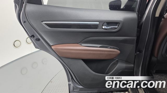 Renault Korea QM6 Diesel 2WD RE Signature 2017 — фото 25