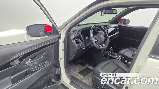 KG Mobility (SsangYong) Beautiful Korando Gasoline 1.5 2WD R-Plus 2021 — фото 10