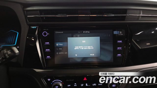 KG Mobility (SsangYong) Beautiful Korando Gasoline 1.5 2WD R-Plus 2021 — фото 16